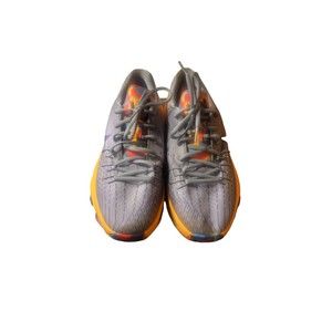 KD 8 Prince George Size 7Y